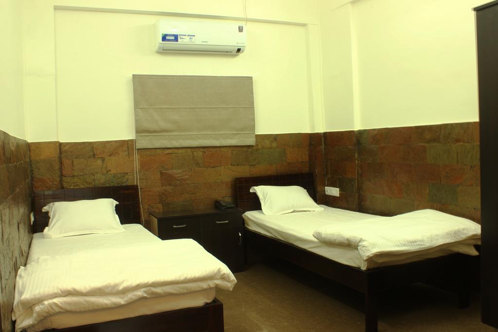 Hôtel Urban Ville à Pune Extérieur photo